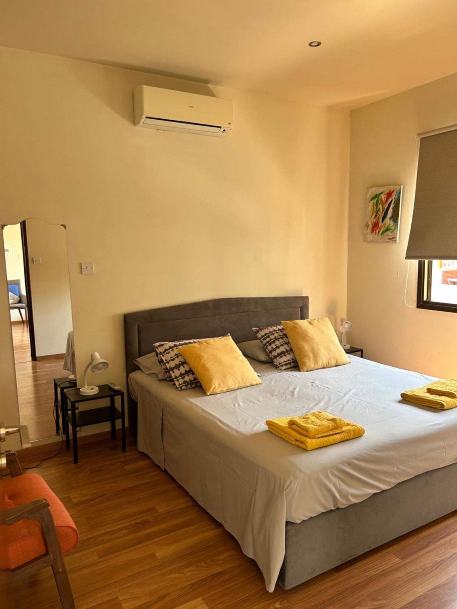 Extremely Comfy Apt With Spacious Private Terrace 10Min Walk To The Beach & In Town Larnaca Dış mekan fotoğraf